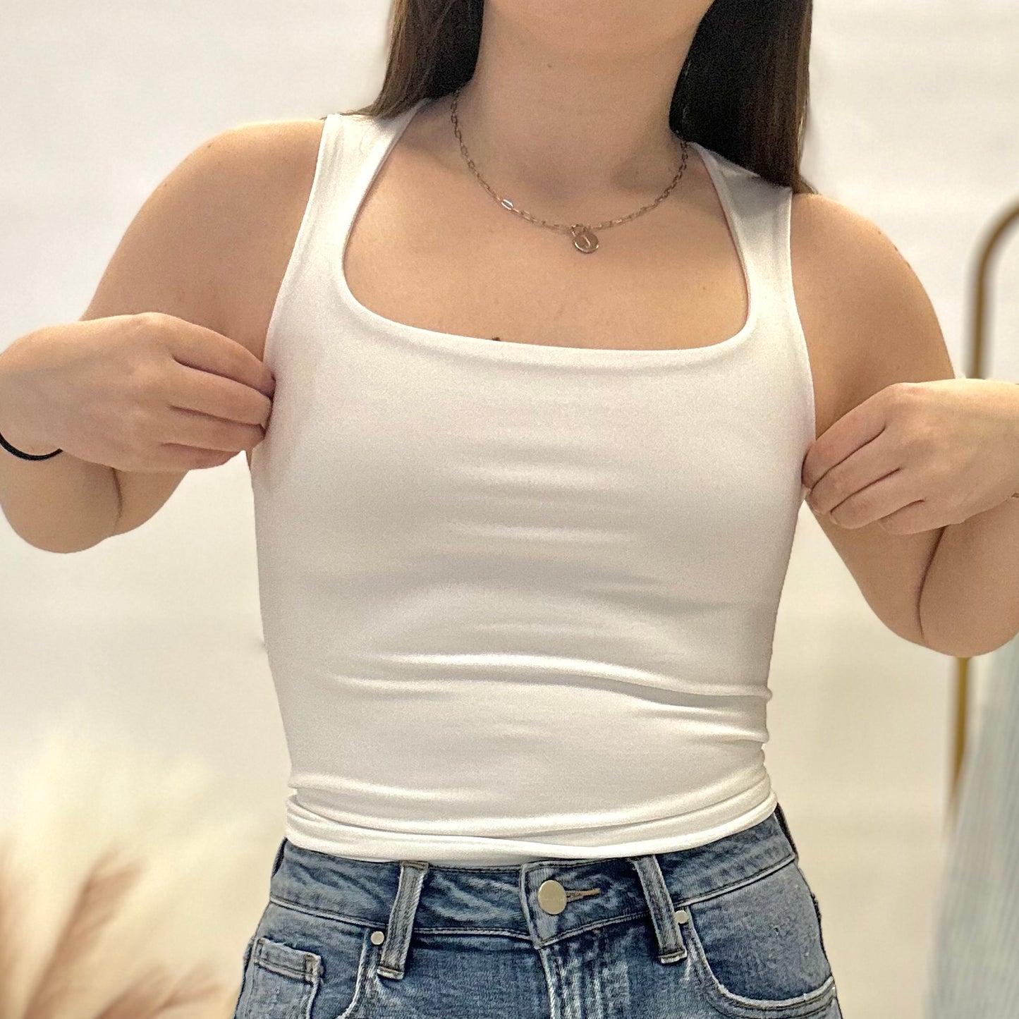 Essence Seamless Layer Tank