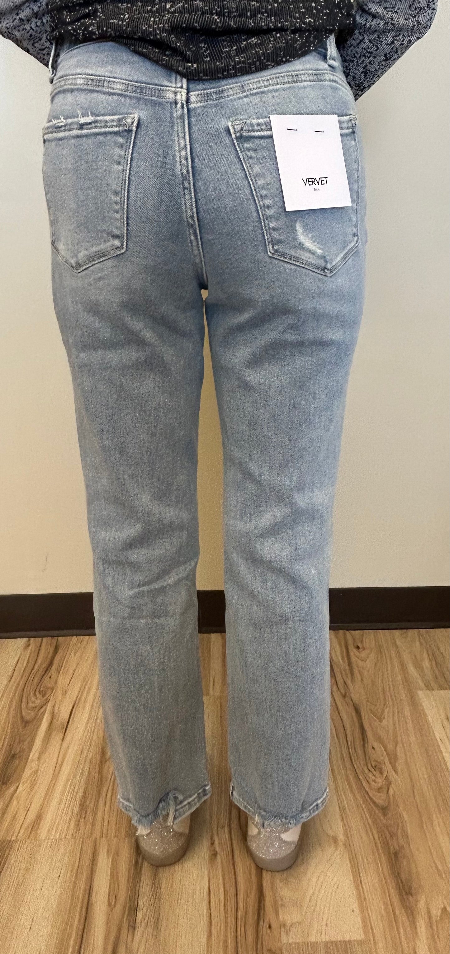 90’s BABE DISTRESSED STRAIGHT JEANS
