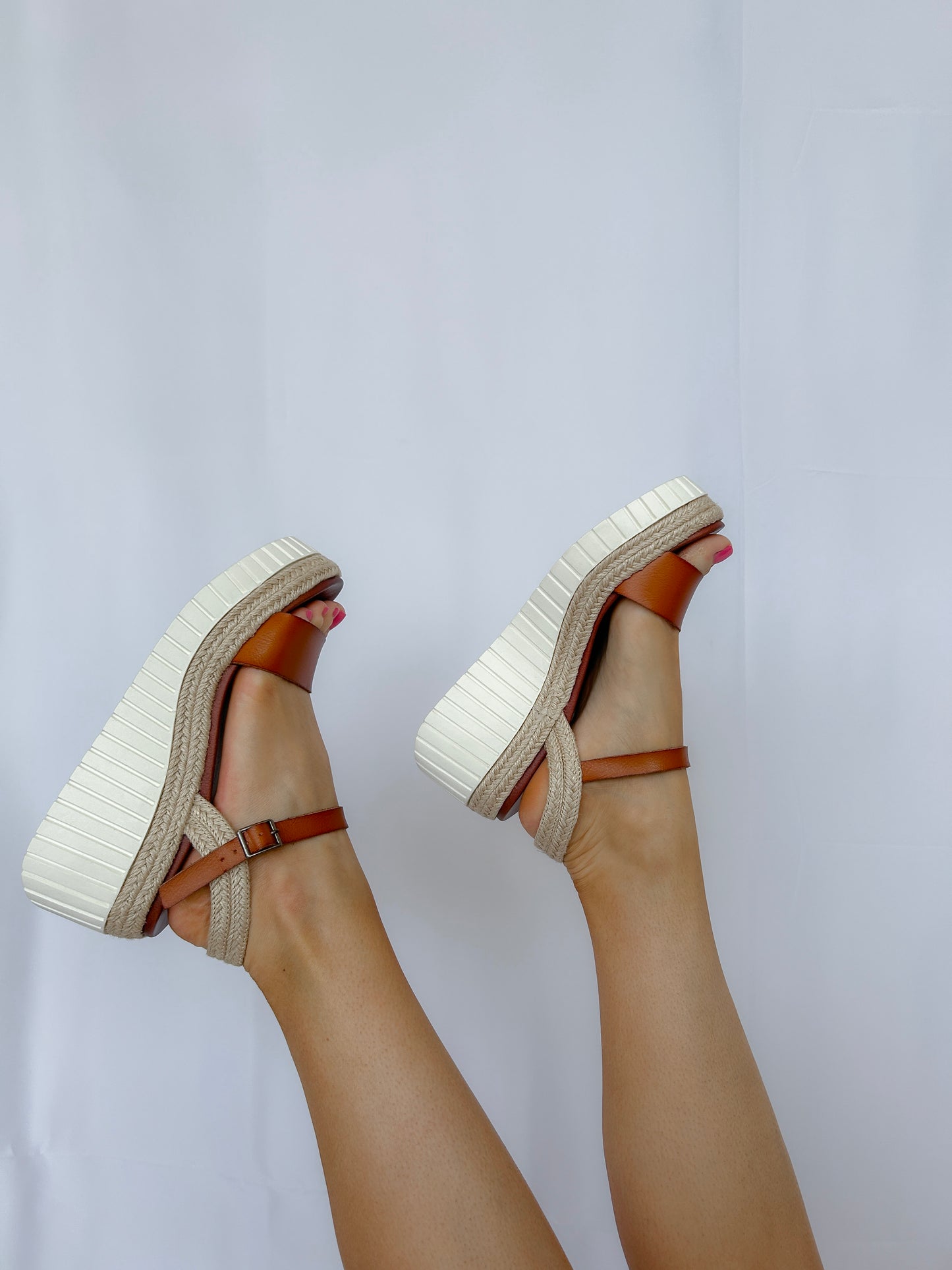 Yanis Sandal