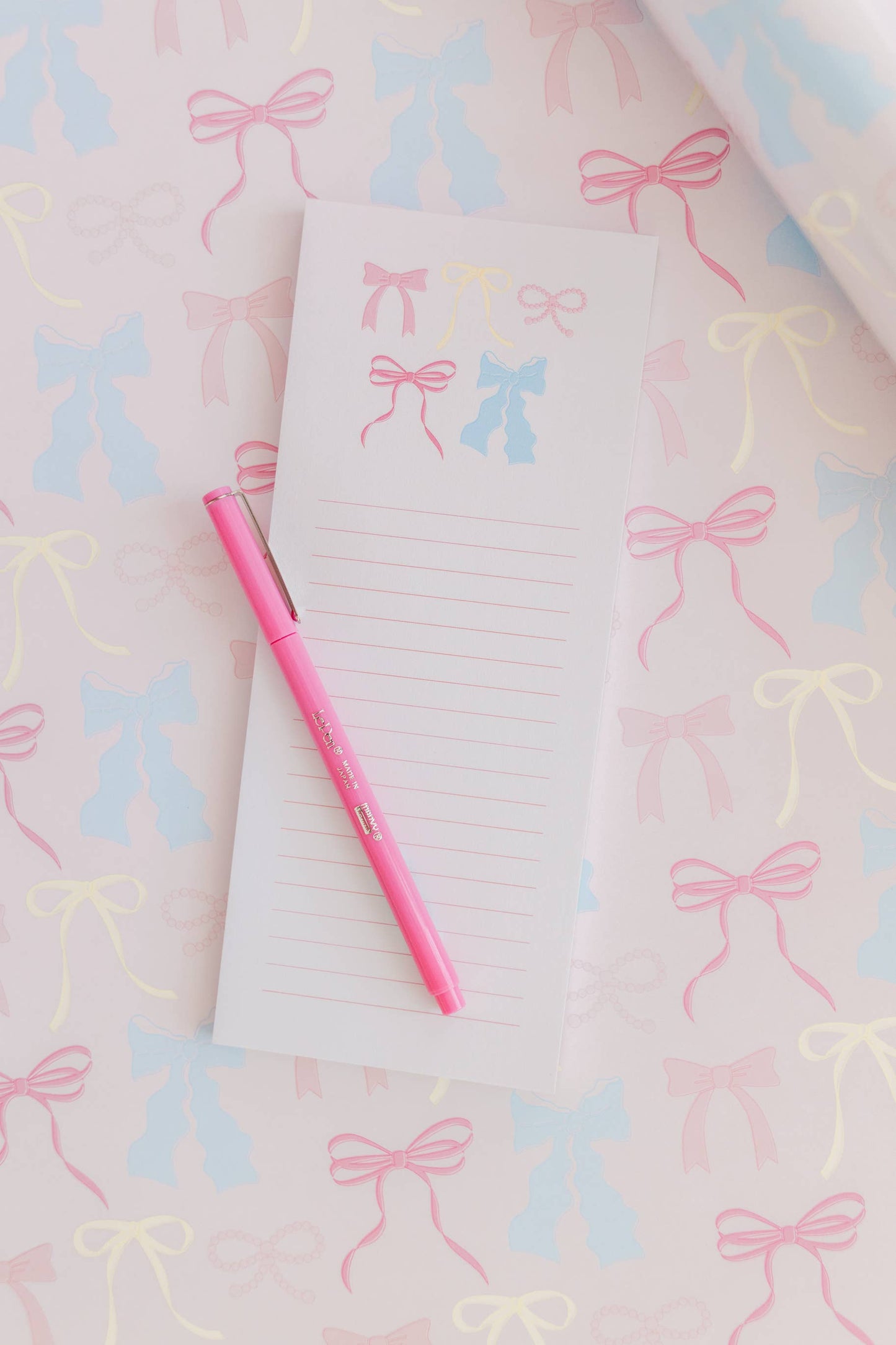Pastel Bows List Notepad