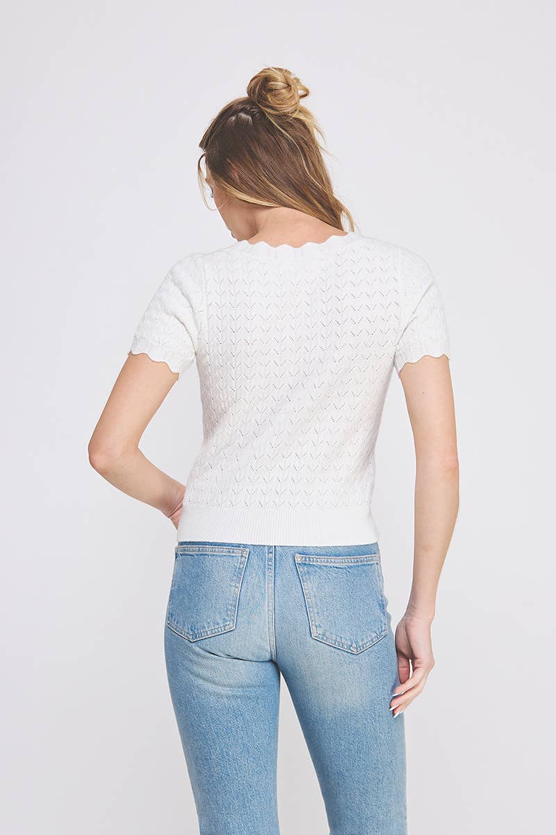Fine Edge Scallop V-Neck Top