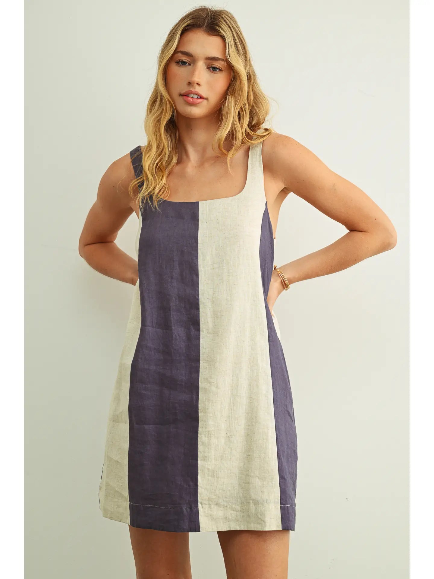 The Gabby Linen Mini