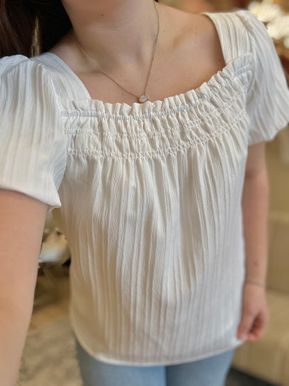 WOVEN CRINKLE TOP IN OFF WHITE