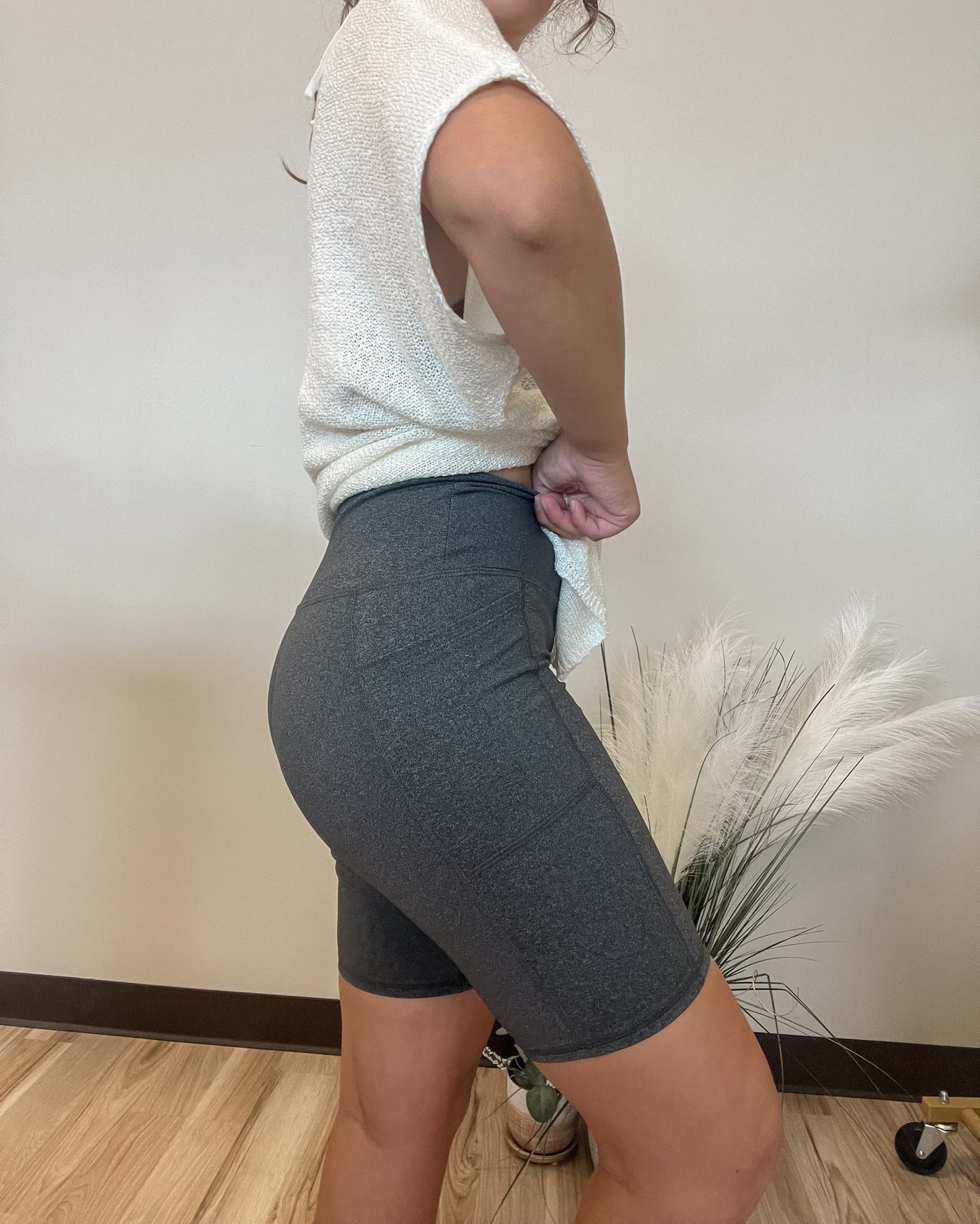 Tapered Band Essential Biker Shorts