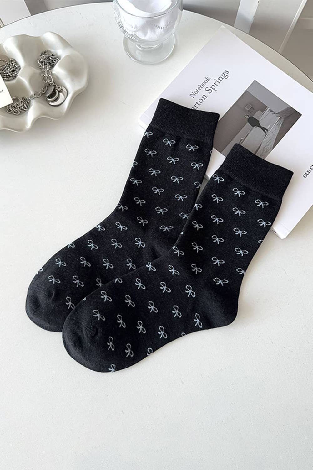 Bow Knots Edge Crew Socks