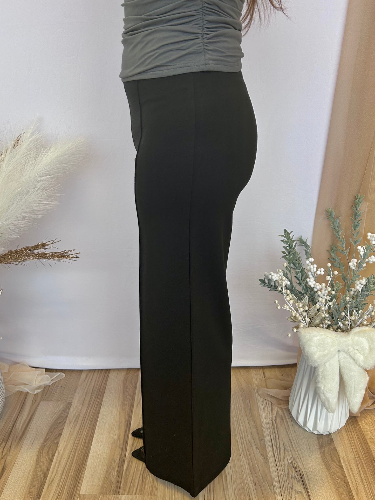 The Signature Wide Leg Trouser