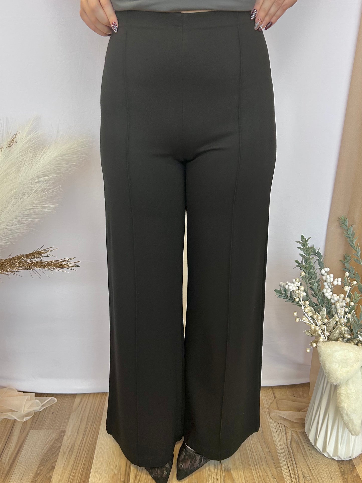 The Signature Wide Leg Trouser