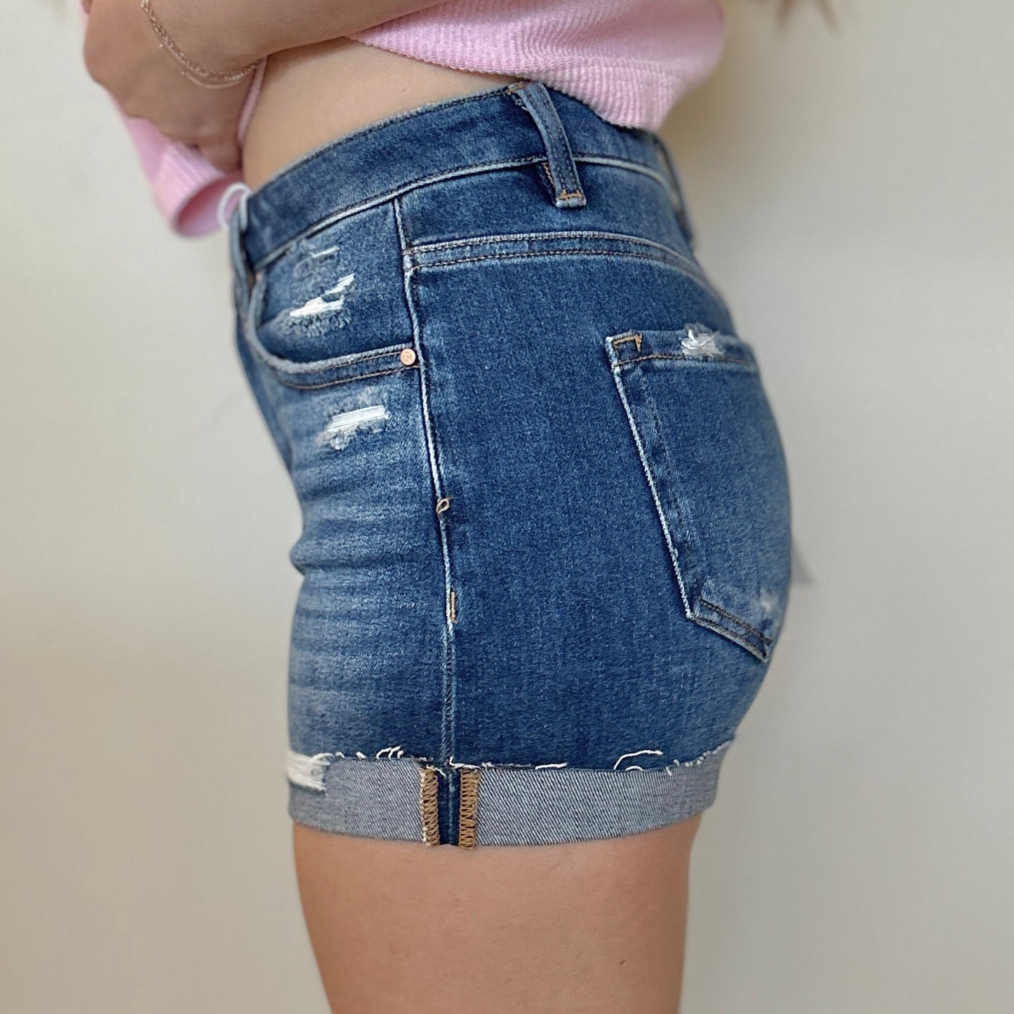 The Brooke Risen Shorts – Dark Wash