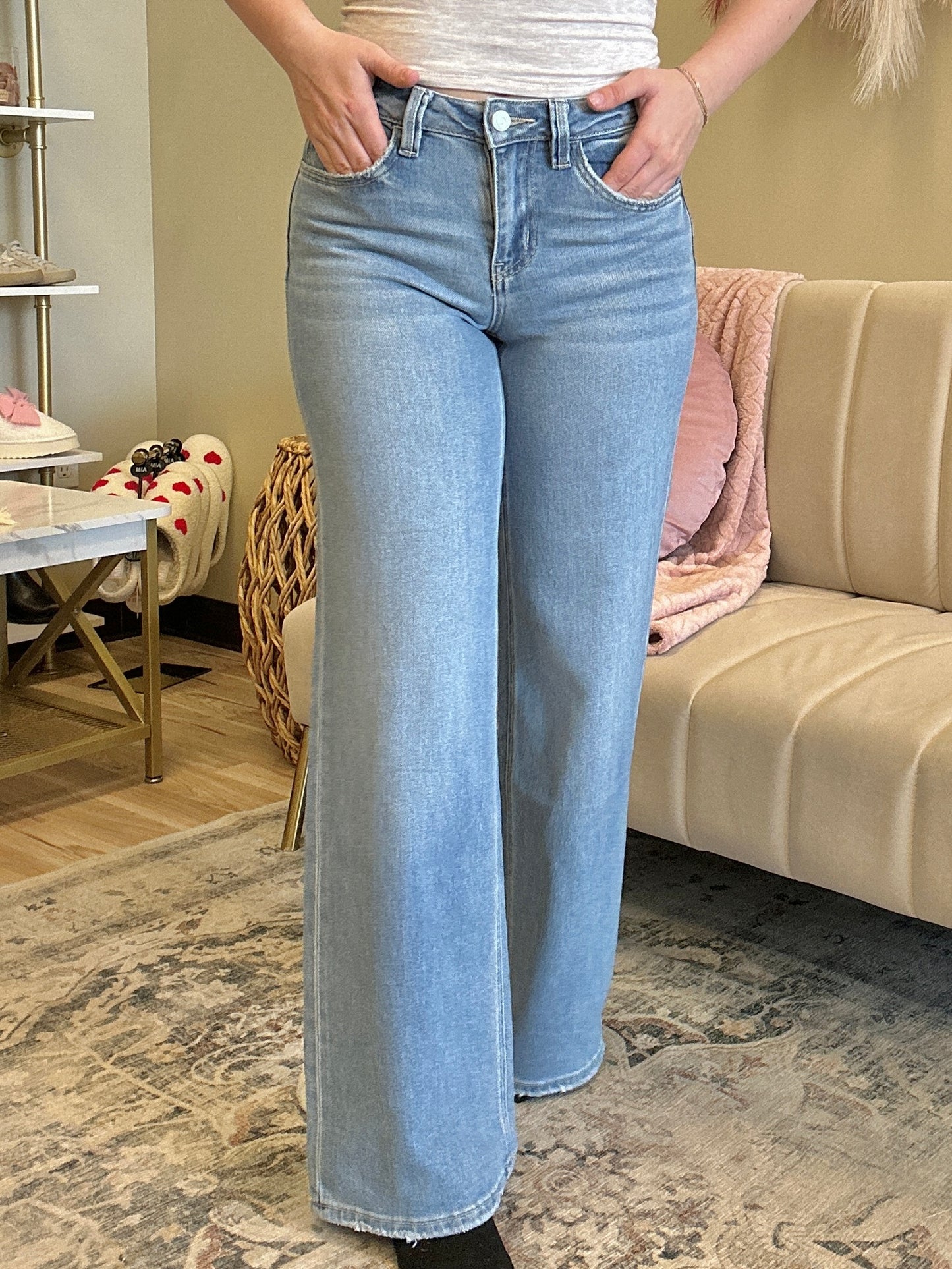 The Olivia Mid Rise Wide leg Jeans