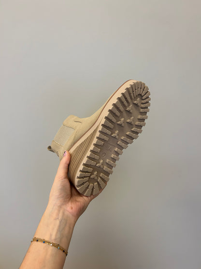 CORIN BOOT
