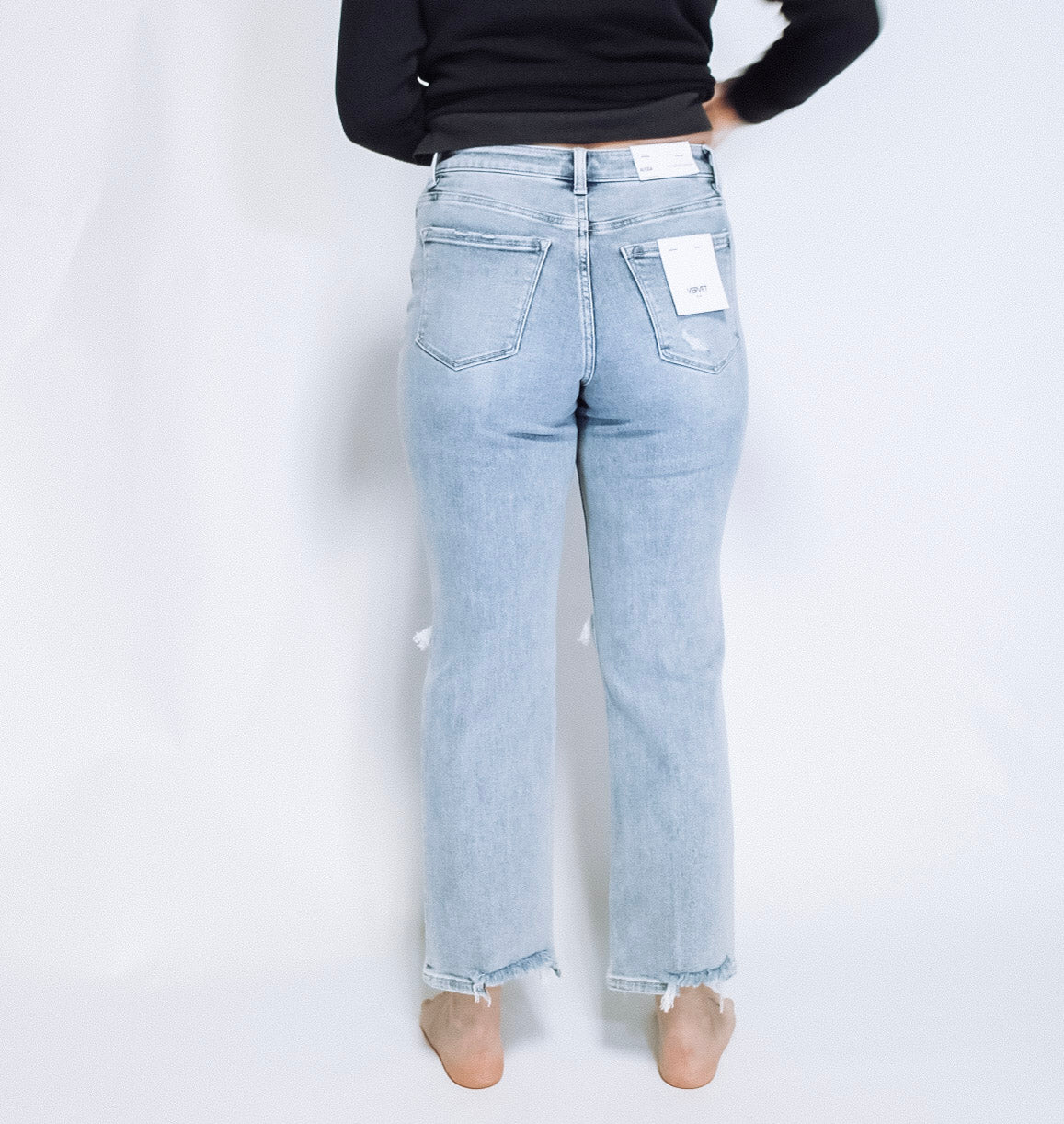 90’s BABE DISTRESSED STRAIGHT JEANS