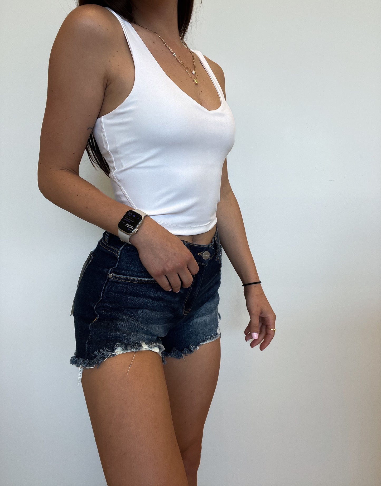 The Downtown Mid-Rise Bottom Hem Distressed Shorts