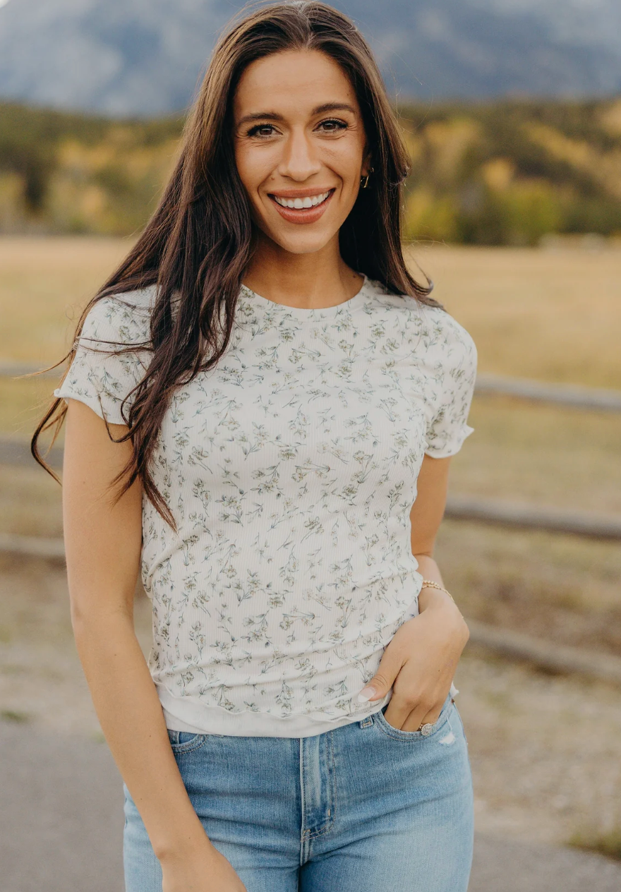 LETTUCE EDGE TEE IN FROSTED STEM