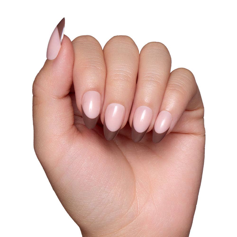 Glamnetic - Chocolat Press-On Nails | Brown French Tip | Short Almond