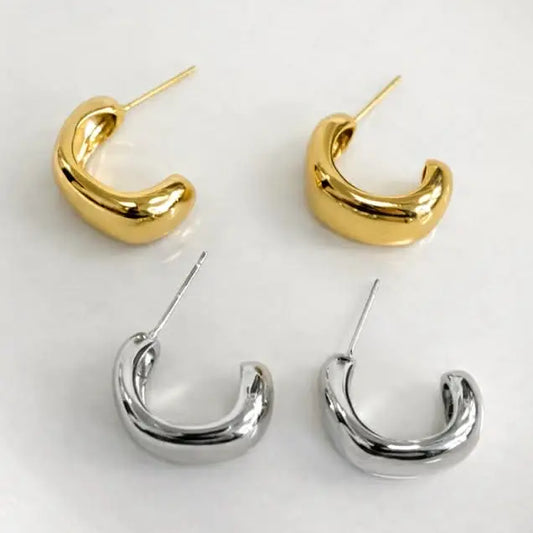It Girl Gold Hoops