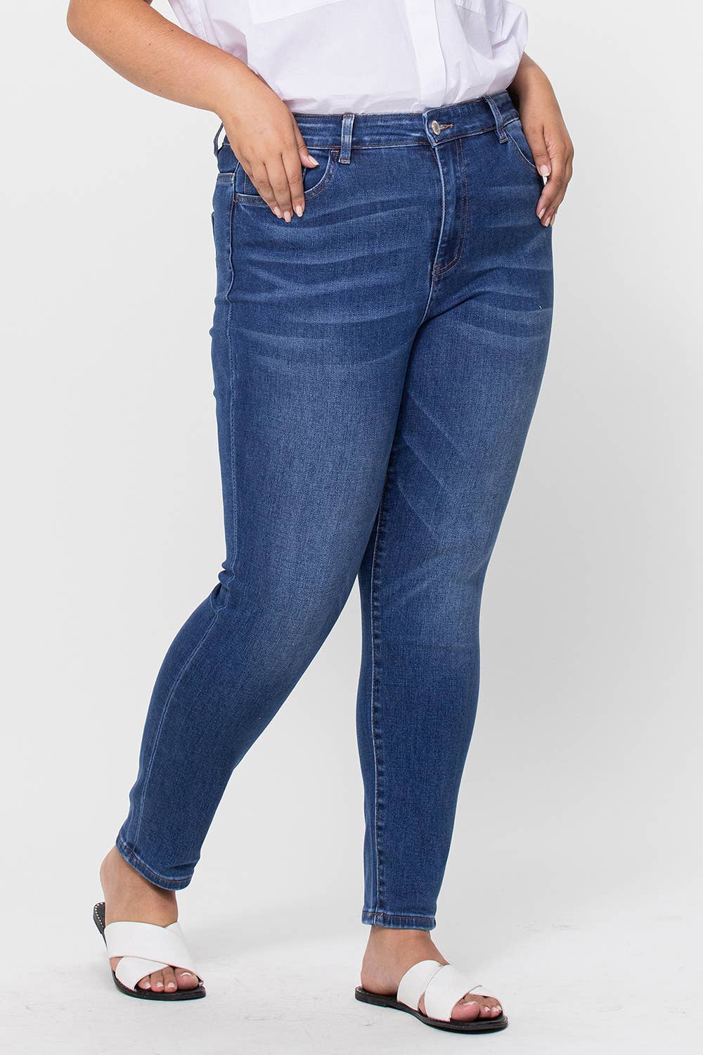 HAYLIE-CURVY SIZE HIGH RISE SKINNY JEAN