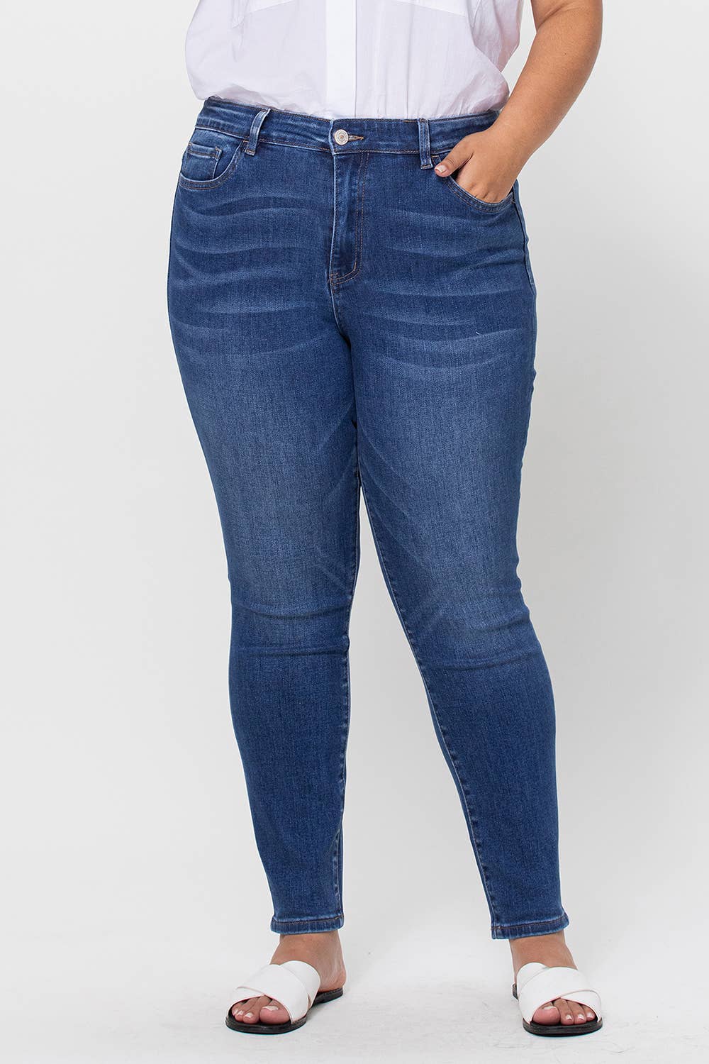 HAYLIE-CURVY SIZE HIGH RISE SKINNY JEAN